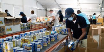 Students of the Coast Guard training are helping the ones in need