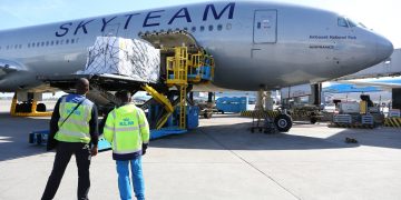 30 respirators, medicines and protective equipment for care coronavirus patients to Aruba, Bonaire and Curacao