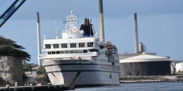 Cruise ship docked in Curaçao involved in incident with Venezuelan coast guard