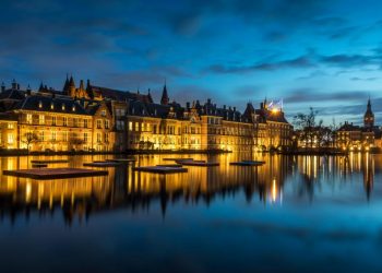 Covid-19 at airports, ICU’s and testing top Dutch MP concerns