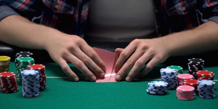 Poker players cough up €21K in Covid-19 fines in illegal tournament bust