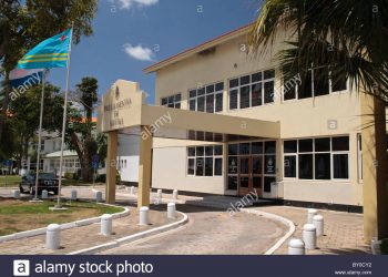 Aruba can no longer guarantee civil servant salaries