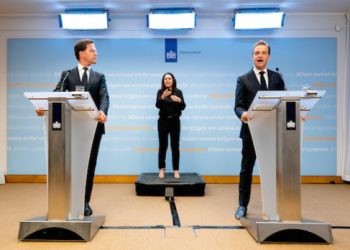 Dutch have no plans to recommend face masks, health minister says