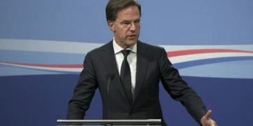 Coronavirus policy support still high; Rutte’s party soars in polling