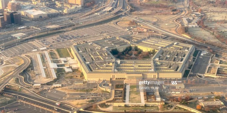 Pentagon denies any role in any Venezuelan incursion, echoing Trump