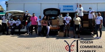 Yogesh Commercial Complex donates food boxes to those in need.