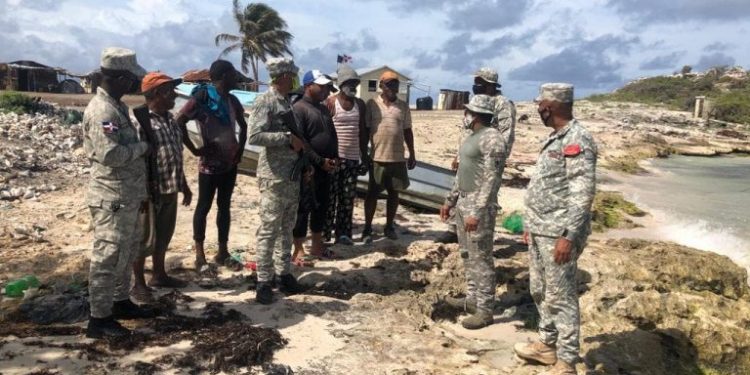 Dominican Navy carries out extensive land and sea operations in Pedernales