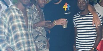 Canadian Rapper Drake Causes Stir In Barbados