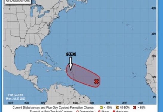 Se le aconseja a la comunidad  monitorear el progreso de un sistema meteorológico en desarrollo al este de las Antillas Menores