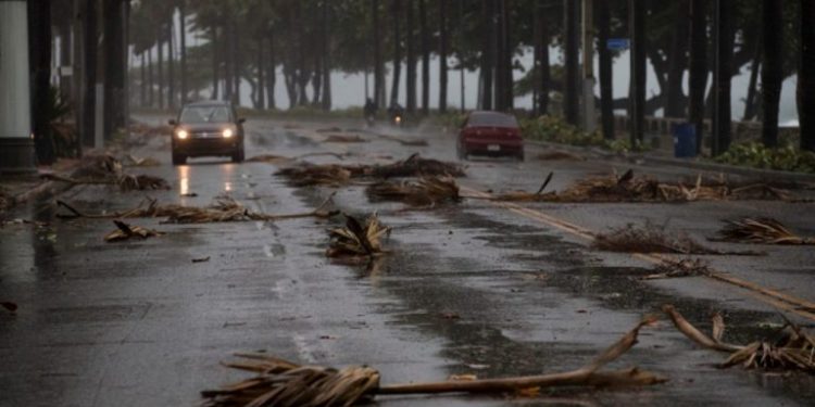 Isaías: one death, damage to agro in Dominican Republic