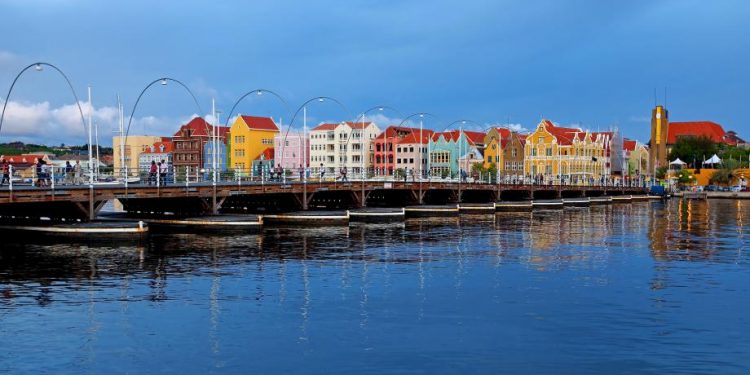 Some 2,000 Dutch tourists on Curacao since borders reopened