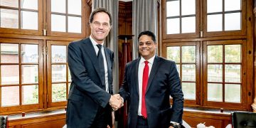 Business Curaçao behind Dutch approach