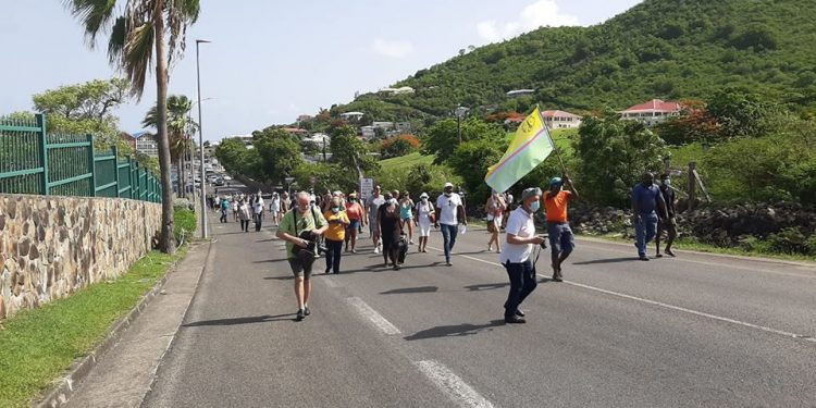 Residents hold peaceful protest call on Prefet to ease border controls