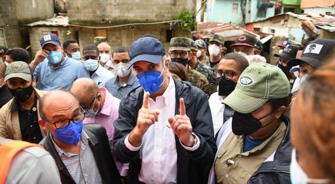 President Abinader visits areas affected by tropical storm Laura and will fly over DR this Monday