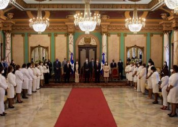 After 54 years, women rule again in the provinces of the DR