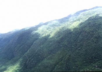 Plane vanishes over rugged mountains near Puerto Plata