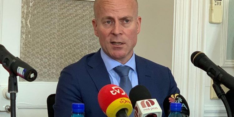 Dutch to transfer NAf. 19.3M for St. Maarten payroll support