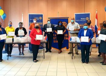 Rotary Sunset Supports Online Learning With Tablet Donations