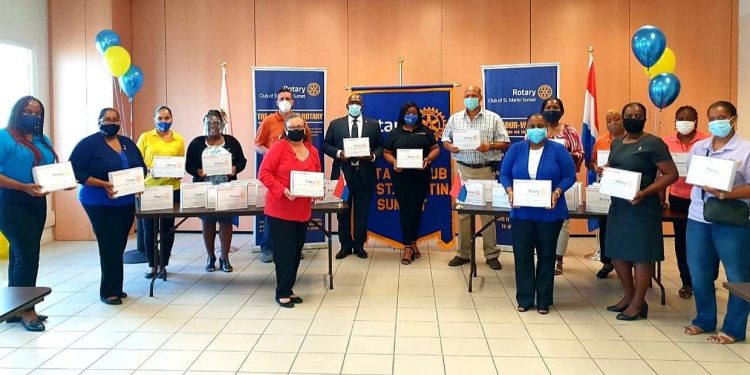 Rotary Sunset Supports Online Learning With Tablet Donations