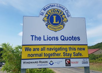 Sint Maarten Lions Club re-launch District Signs