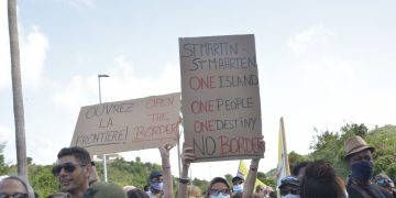 Hundreds took part in manifestation demand border open