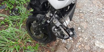 Reminder to all scooter/motorbike user-the road is not your own