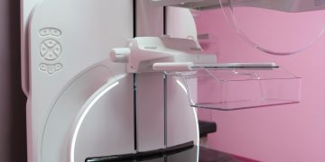 SMMC installs new mammography machine