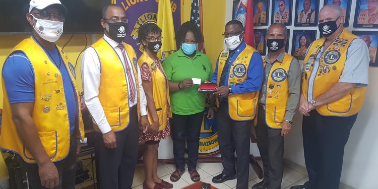 Sint Maarten Lions Club donates for World Sight Day, Oct 8th