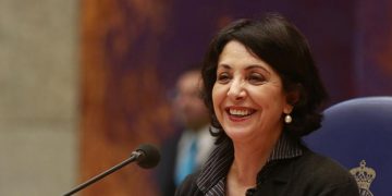 Protesters harassing, threatening politicians outside parliament, House leader says