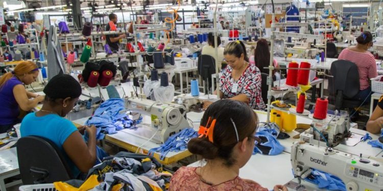 Dominican Gov. allocated RD$47,918 million to stop business closings and layoffs