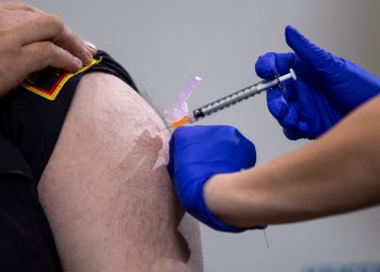 Rich countries monopolize all vaccines and impede access to the poor