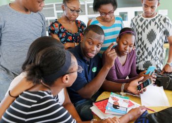 ‘Caribbean students run into obstacles in the Netherlands’