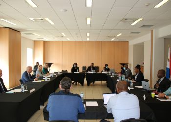 St. Maarten government representatives meet with State Secretary Knops