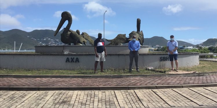 National Bird symbols to soar at Airport’s roundabout following full sponsorship from returning visitors and original sculptor.