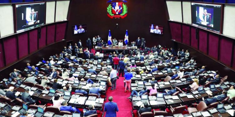 Deputies in the Dominican Republic approve 45 more days of state of emergency