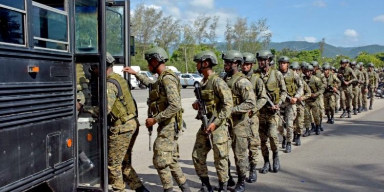 Dominican Republic deploys 7,200 troops on border in response to Haiti crisis