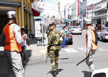 Dominican Republic Gov. announces gun-buyback