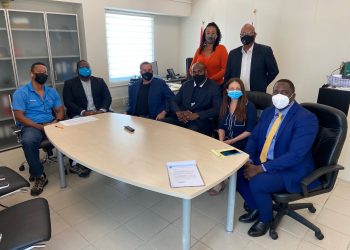 Minister Ottley meets with SZV and PAS, confirms no interruption of services to insured cardholders