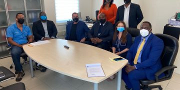 Minister Ottley meets with SZV and PAS, confirms no interruption of services to insured cardholders