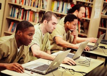 Minister of Justice supports development opportunities for inmates at the Point Blanche Prison