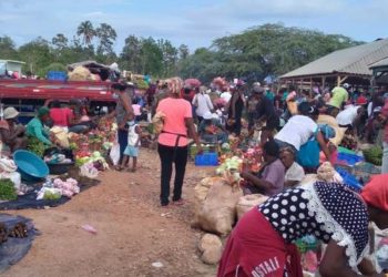 Strict measures applied in border market to prevent smuggling of adulterated alcohol