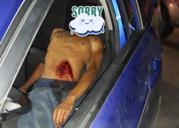 Male victim encountered with gun shots wound in his car in Dutch Quarter