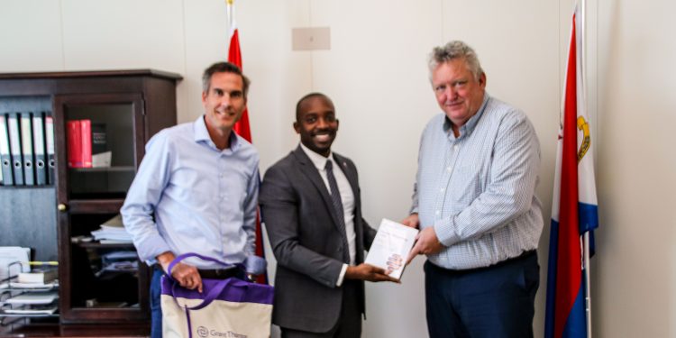 MINISTER OF FINANCE RECEIVES FIRST 2021  FISCAL LAW PUBLICATION FROM GRANT THORNTON