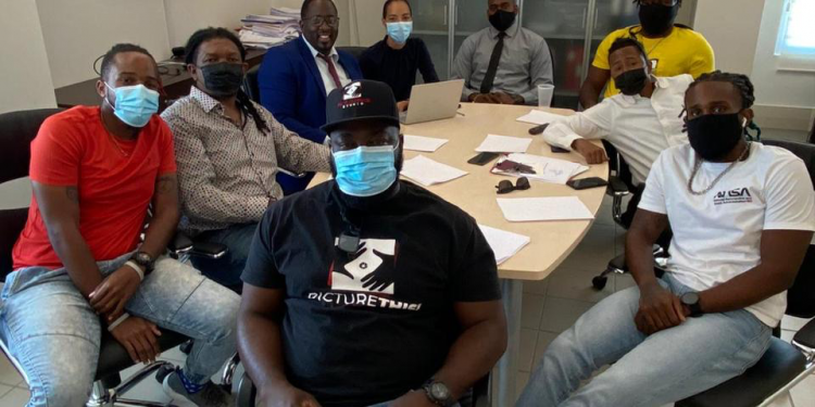 Minister meets with local entertainers for Island wide vaccination campaign