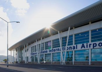 Knops: St. Maarten will not receive fifth tranche until situation at airport is restored