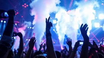 Partygoers suffering from long covid after ‘dancing with Janssen’ can sue gov’t: Urgenda