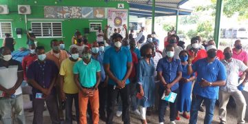 Minister Ottley meets with bus drivers association