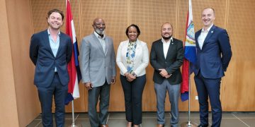 Prime Minister Jacobs meets with Ballast Nedam International Projects CEO