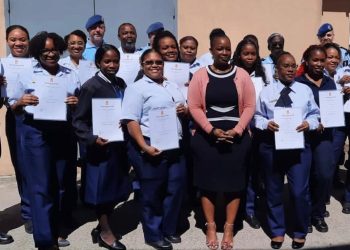 Minister Richardson applauds 17 Immigration Officers on training course completion