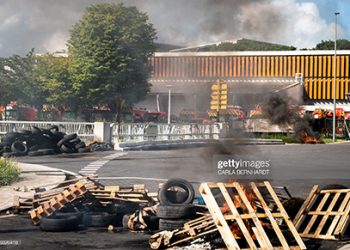 Crisis Hits Guadeloupe, Martinique